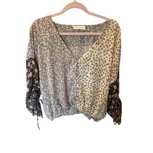 By Together Patchwork Floral Blouse Women’s Size Small Boho V-Neck Top